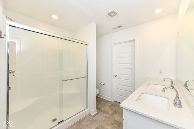 7199 Governors Row, Avon, IN 46123