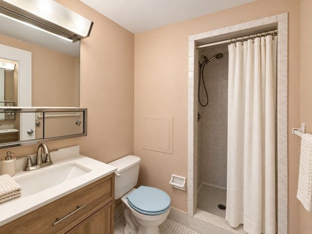 200 Swanton St 240, Winchester, MA 01890