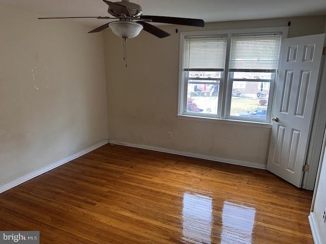 992 TAYLOR DR, Folcroft, PA 19032