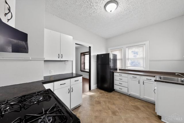 1701 Goodman Avenue, North College Hill, OH 45239