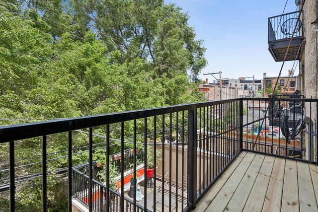 2136 W North Avenue 3W, Chicago, IL 60647