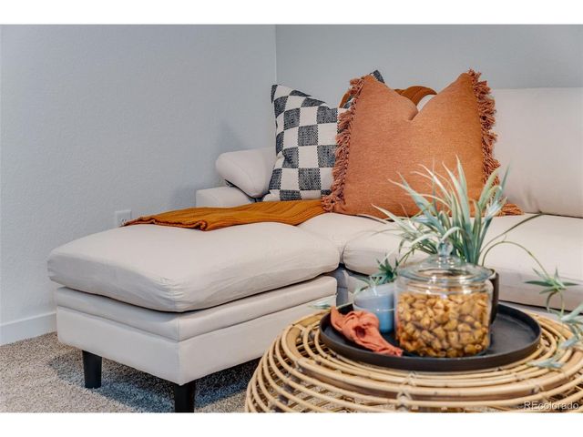 9821 Bahama St, Commerce City, CO 80022