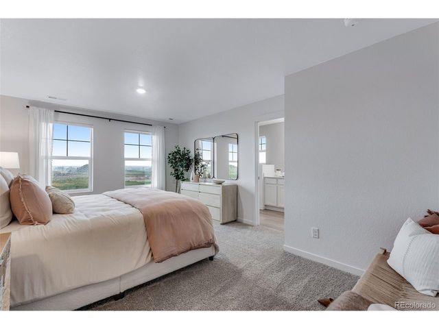 9821 Bahama St, Commerce City, CO 80022