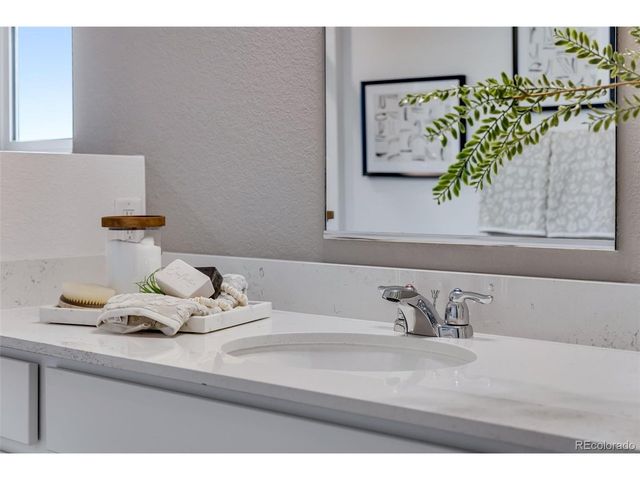 9821 Bahama St, Commerce City, CO 80022