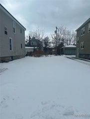 104 Brayton Street, Buffalo, NY 14213