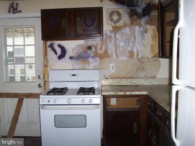 514 CRAMER AVE, Beverly, NJ 08010