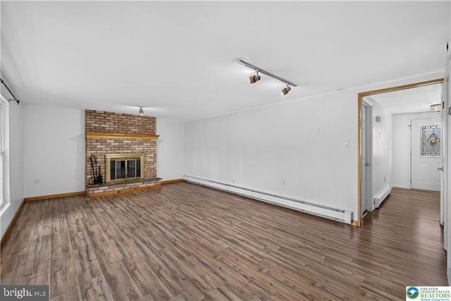 1160 BRENTWOOD AVE, Bethlehem, PA 18017
