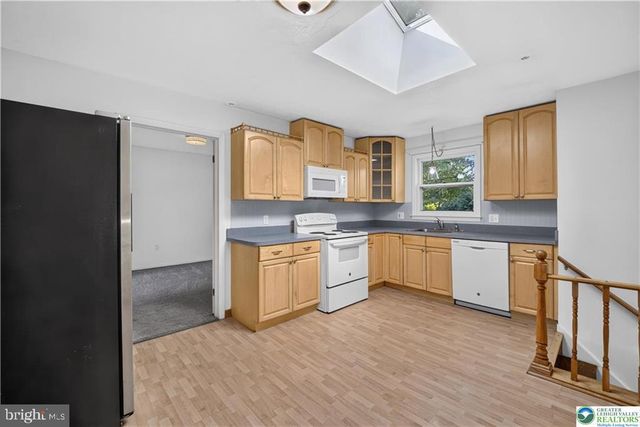 1160 BRENTWOOD AVE, Bethlehem, PA 18017