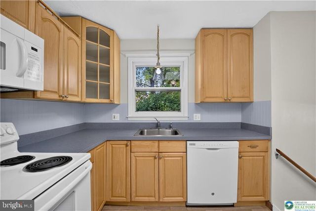 1160 BRENTWOOD AVE, Bethlehem, PA 18017
