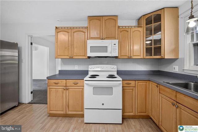 1160 BRENTWOOD AVE, Bethlehem, PA 18017