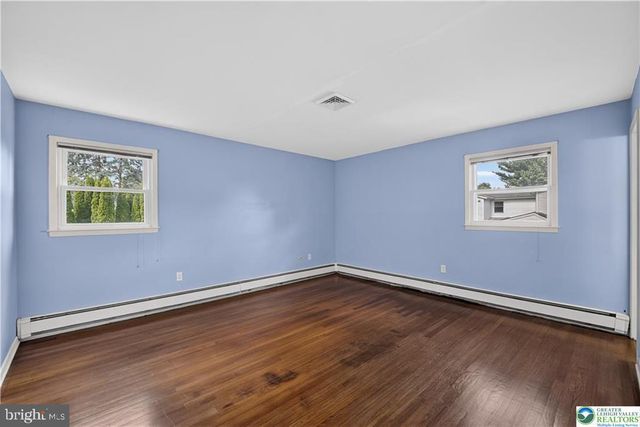 1160 BRENTWOOD AVE, Bethlehem, PA 18017