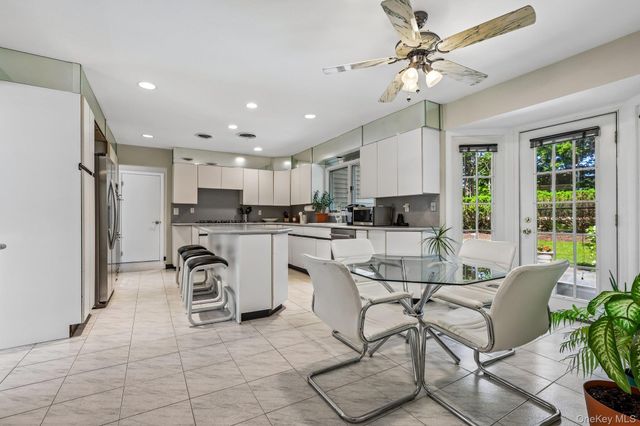 21 Windgate Drive, New City, NY 10956