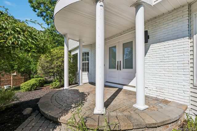 21 Windgate Drive, New City, NY 10956