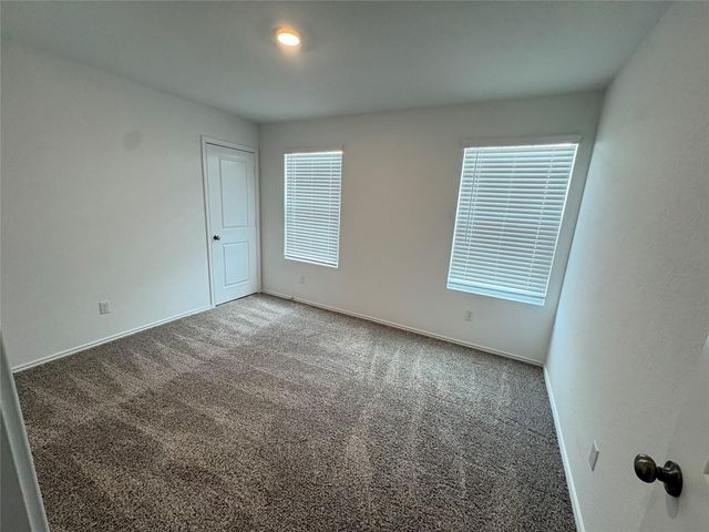 566 Gabbro GDNS, Maxwell, TX 78656