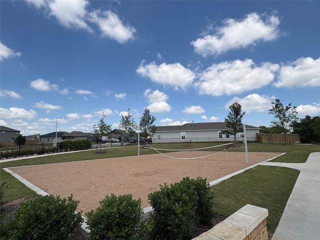 566 Gabbro GDNS, Maxwell, TX 78656