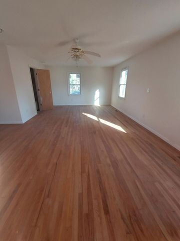 2204 Rifle Range Road, Mount Pleasant, SC 29466