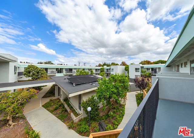 3166 S Sepulveda Boulevard 6, Los Angeles, CA 90034