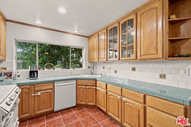 3166 S Sepulveda Boulevard 6, Los Angeles, CA 90034