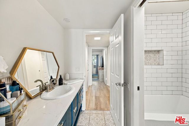 3166 S Sepulveda Boulevard 6, Los Angeles, CA 90034