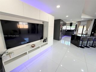 1100 SW 109th Ave, Pembroke Pines, FL 33025