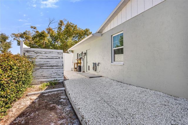 1012 78TH STREET NW, Bradenton, FL 34209