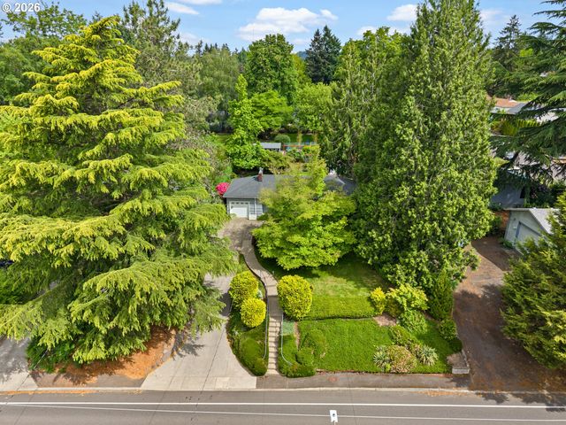 5025 Sw VERMONT St, Portland, OR 97219