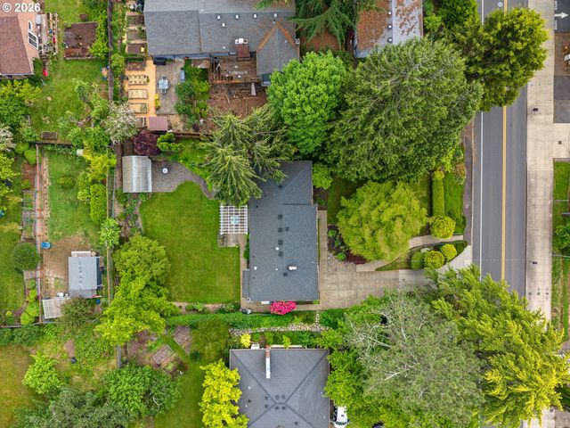 5025 Sw VERMONT St, Portland, OR 97219