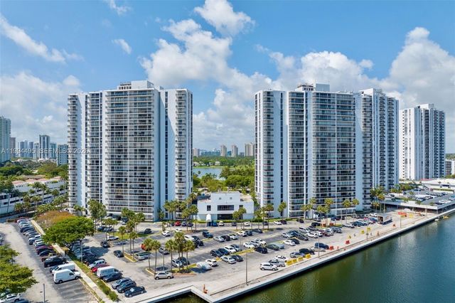 3701 N Country Club Dr 1505, Aventura, FL 33180