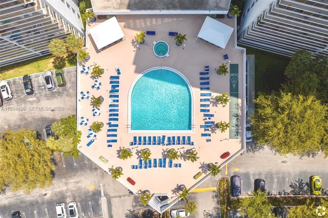 3701 N Country Club Dr 1505, Aventura, FL 33180