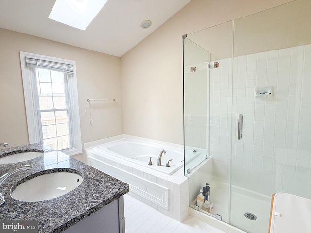 6316 JOHN CHARLES LNDG, Centreville, VA 20121