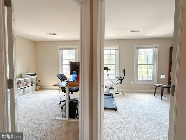 6316 JOHN CHARLES LNDG, Centreville, VA 20121