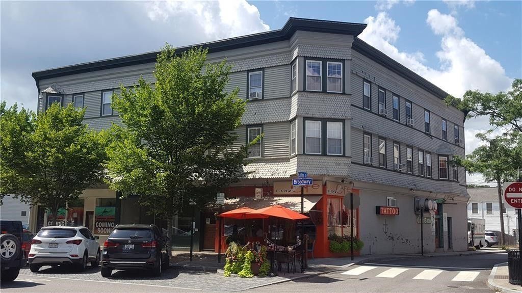 102 Broadway 2B, Newport, RI 02840