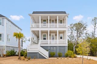 3574 Clambank Drive, Mount Pleasant, SC 29466