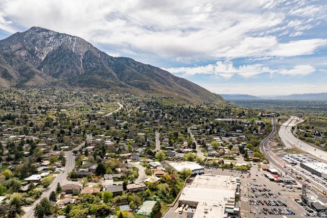 3612 E AURORA CIR, Salt Lake City, UT 84124