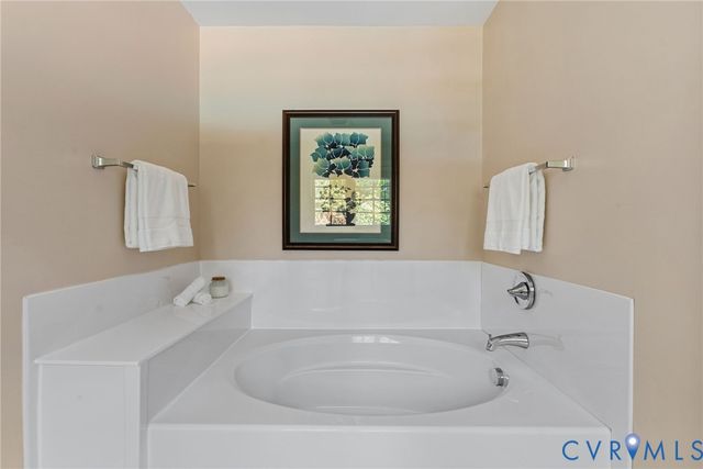 2855 Oak Point Ln, Richmond, VA 23233