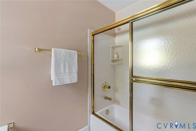 2855 Oak Point Ln, Richmond, VA 23233