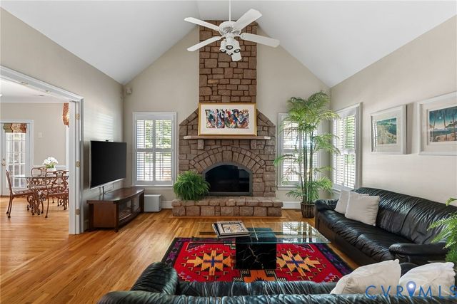 2855 Oak Point Ln, Richmond, VA 23233