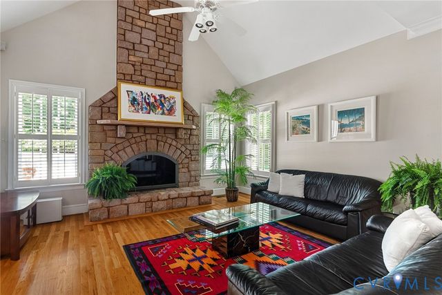 2855 Oak Point Ln, Richmond, VA 23233