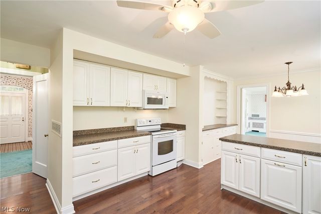 2801 Yellow Creek Road, Bath, OH 44333