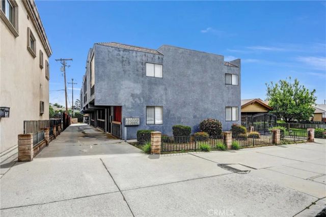 1836 N Allen, Pasadena, CA 91104