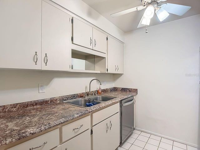 4325 AEGEAN DRIVE 132B, Tampa, FL 33611