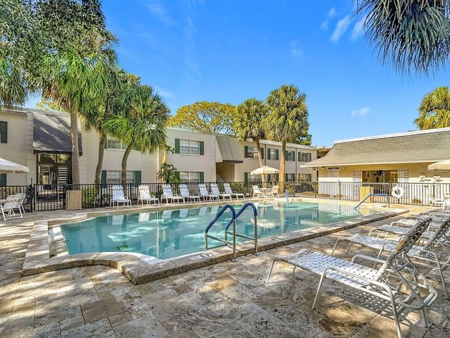 4325 AEGEAN DRIVE 132B, Tampa, FL 33611