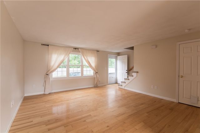 5804 Post Road 8, Warwick, RI 02818