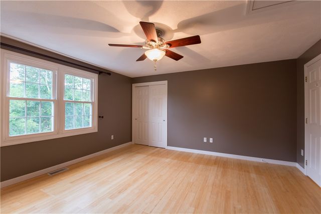 5804 Post Road 8, Warwick, RI 02818