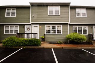 5804 Post Road 8, Warwick, RI 02818