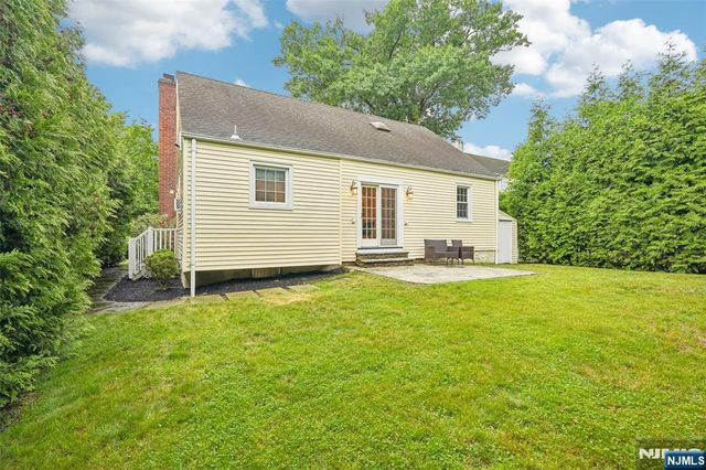 445 Alpine Terrace, Ridgewood, NJ 07450