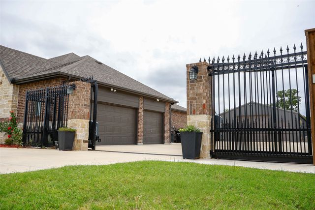 18144 Osage Lane, Terrell, TX 75160