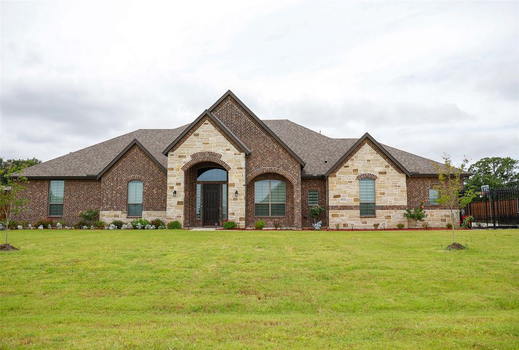 18144 Osage Lane, Terrell, TX 75160