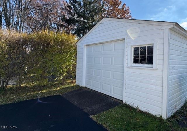 1643 Everett Avenue, Youngstown, OH 44514