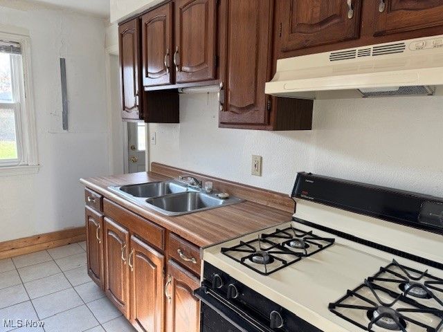 1643 Everett Avenue, Youngstown, OH 44514